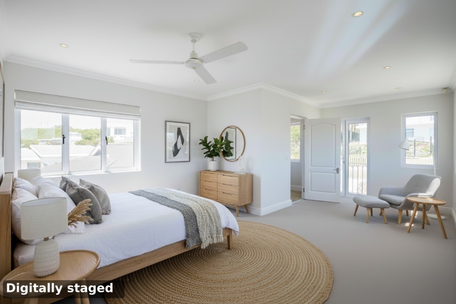5 Bedroom Property for Sale in Whale Rock Western Cape